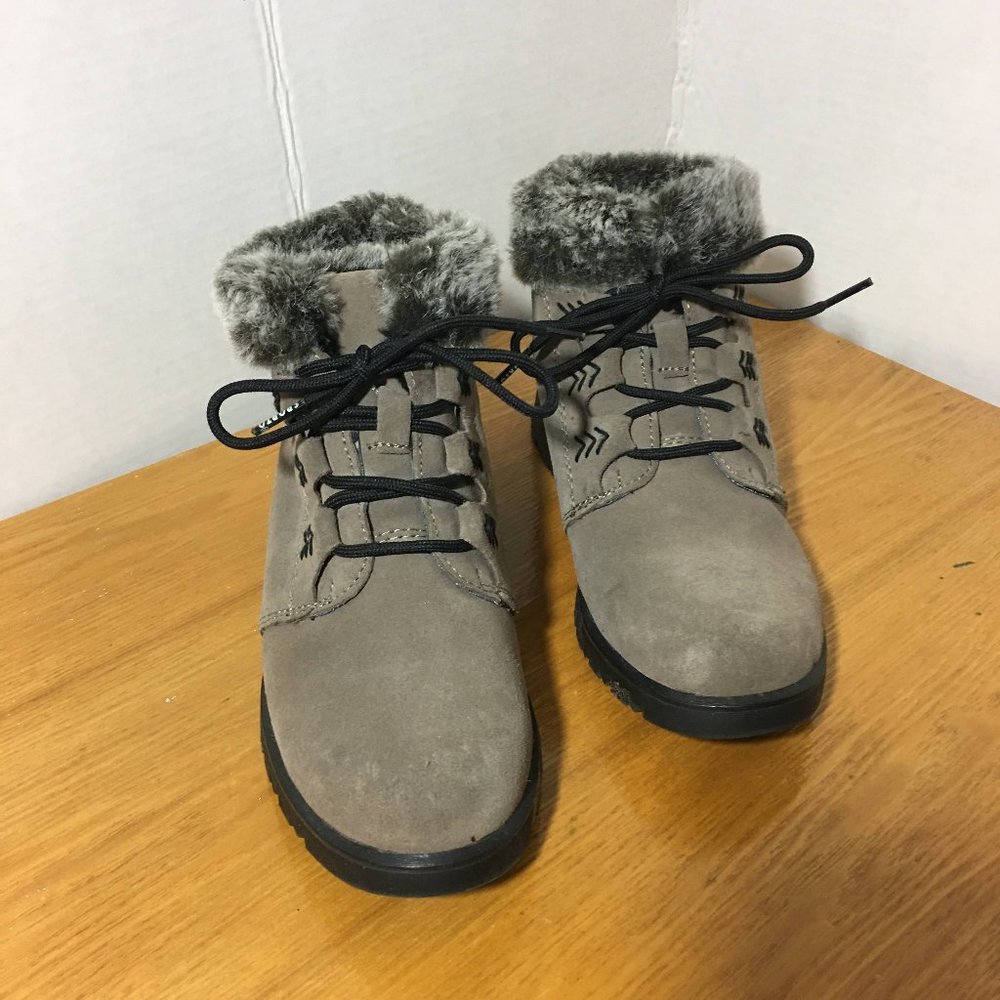 SPORTO womens insulated booties size 7M